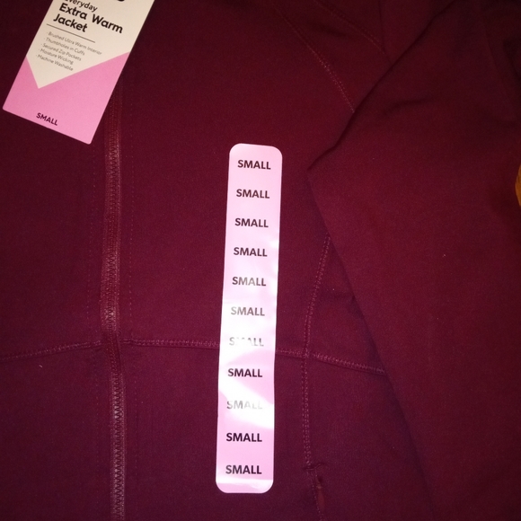 NWT Two piece athletic set - Picture 2 of 9